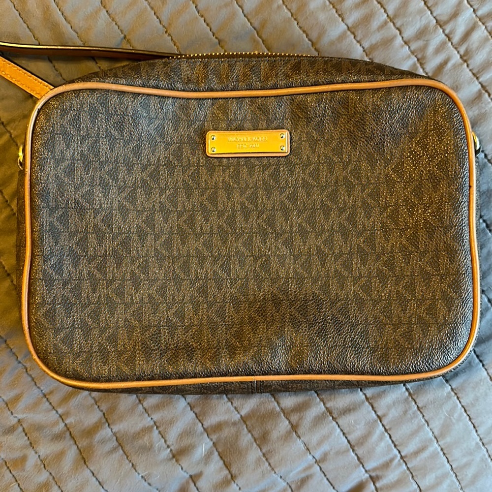 Michael kors brown/tan purse